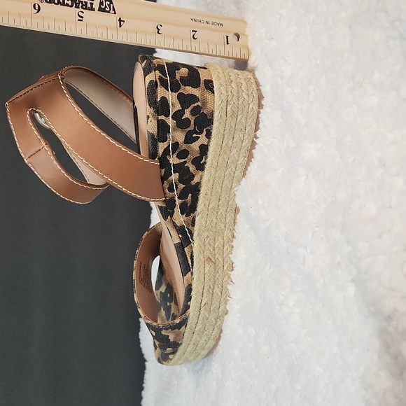 Steve Madden chetah/leopard "Kiddie" espadrille wedge open Toe 3" heel s… - Picture 9 of 10